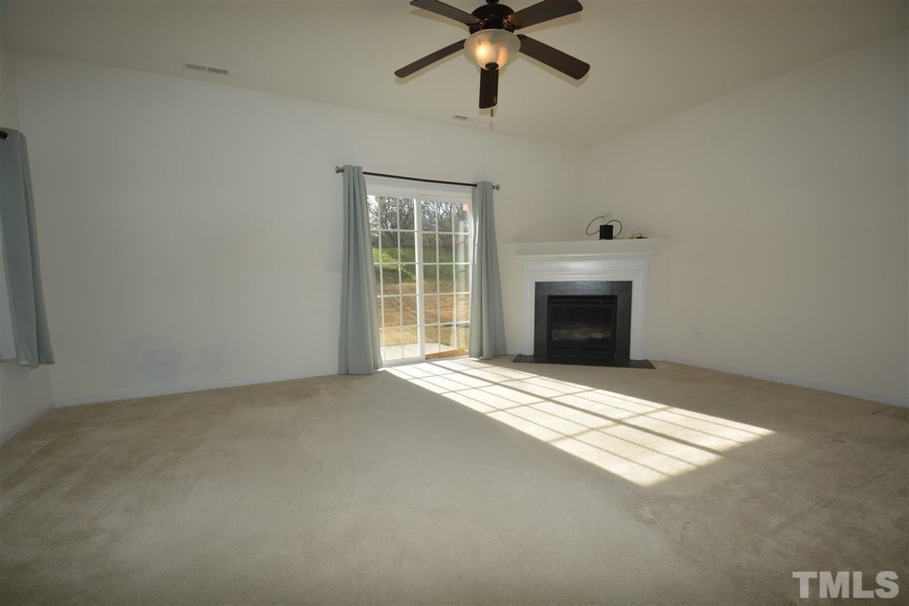 1304 Cozart St #226 - Photo 4 of 12