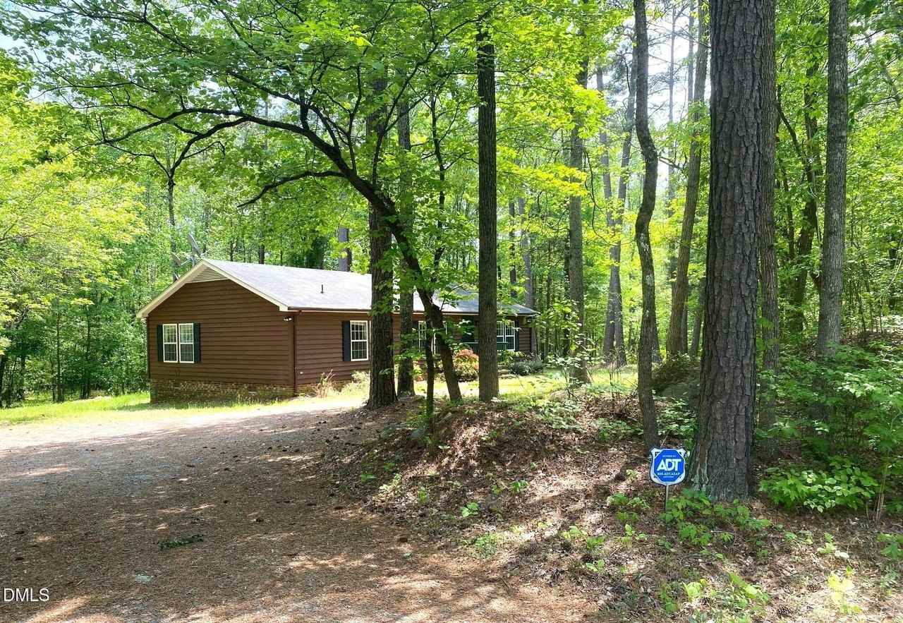 2212 Jones Ferry Rd - Photo 2 of 15