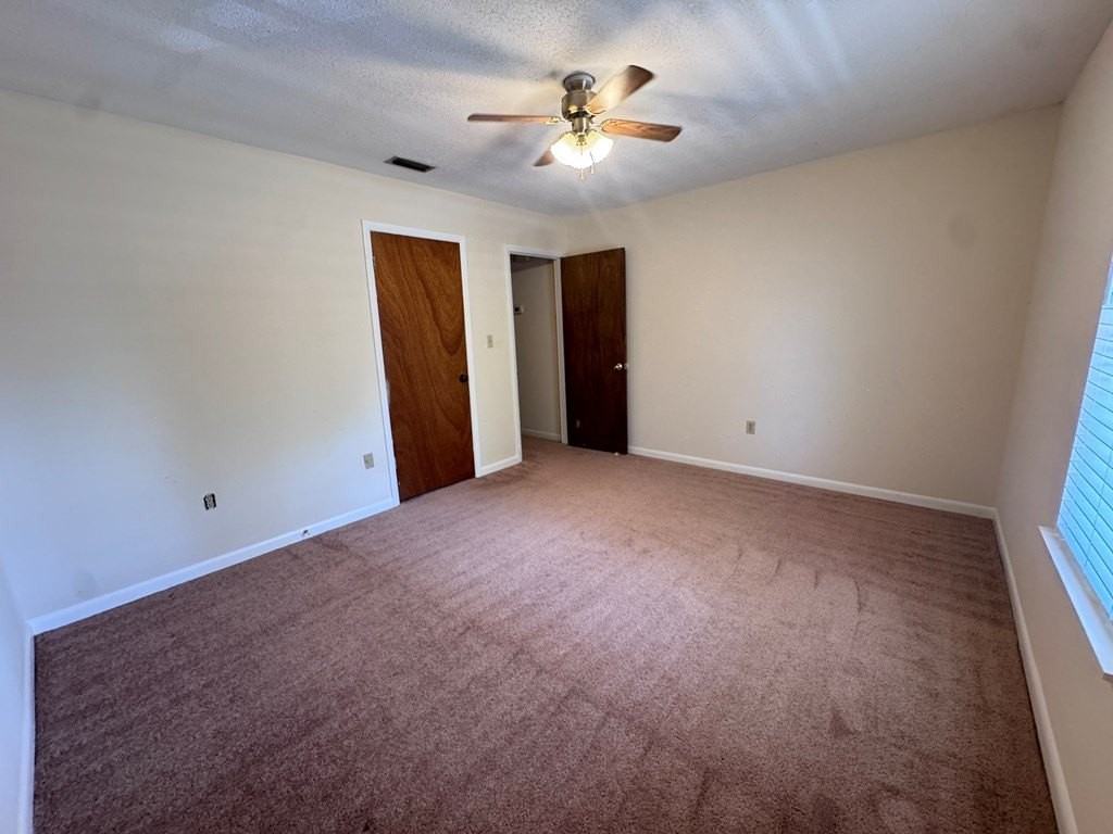 304 W Cranford Ave - Photo 6 of 9