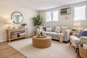 featured image of 21 Greenwood St #1