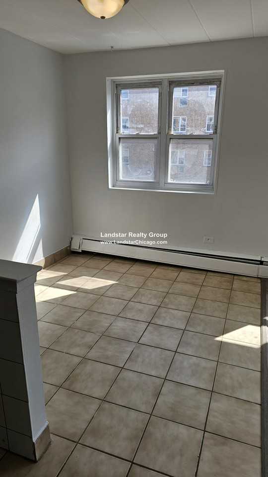 2025 W Granville Ave #305 - Photo 6 of 21