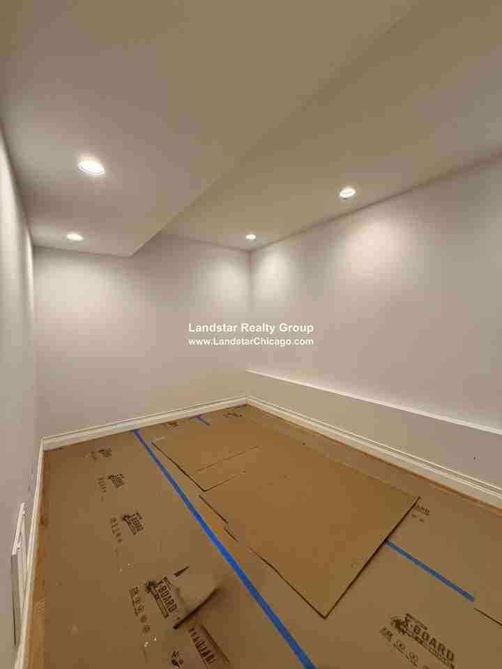 4634 N Saint Louis Ave #G - Photo 4 of 22