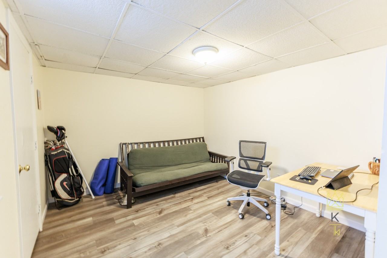 36 Park St #B10 - Photo 2 of 10