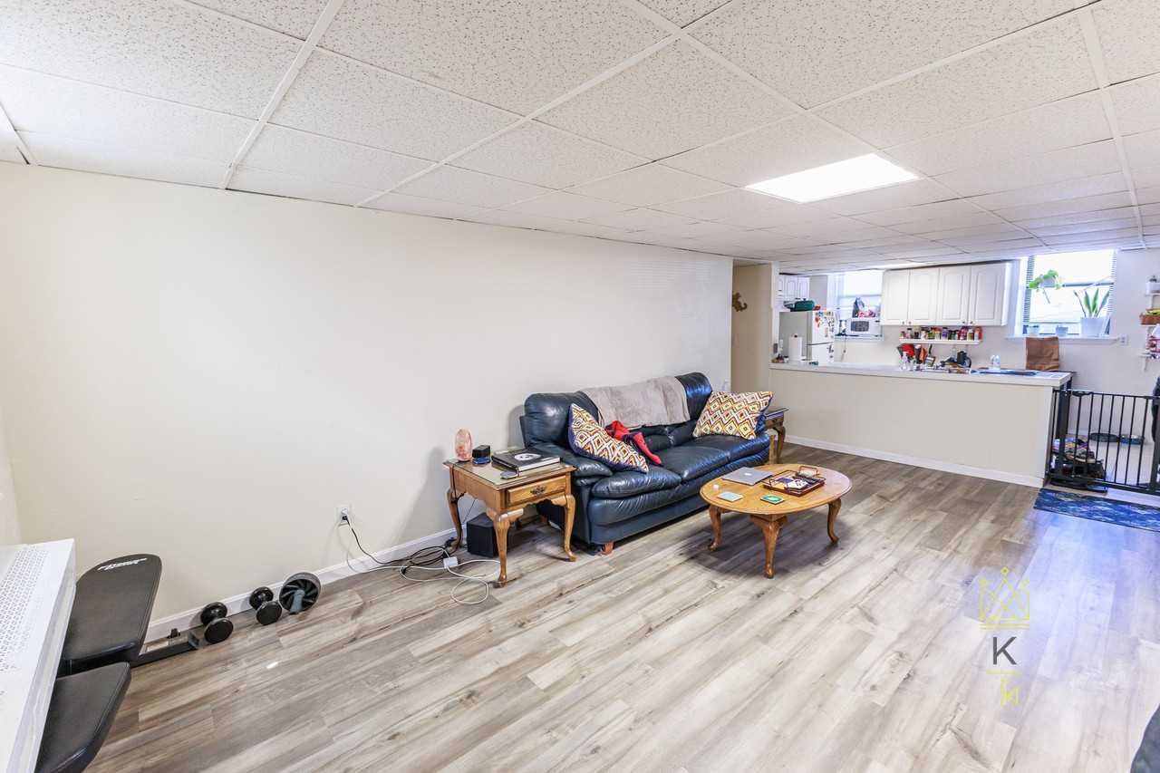 36 Park St #B10 - Photo 4 of 10