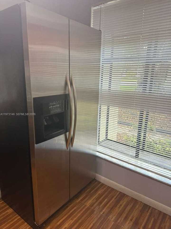 706 Gardens Dr #101 - Photo 5 of 19