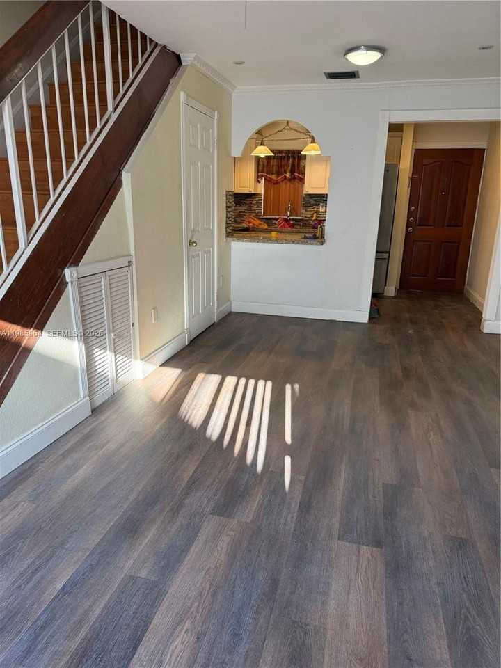 11789 Sw 18th St #4-30 - Photo 2 of 23