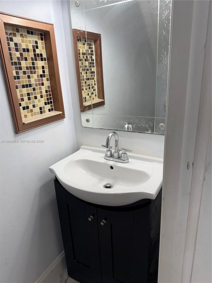 11789 Sw 18th St #4-30 - Photo 6 of 23