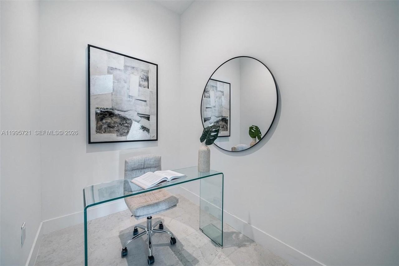 2941 Sw 21st St #3 - Photo 7 of 30