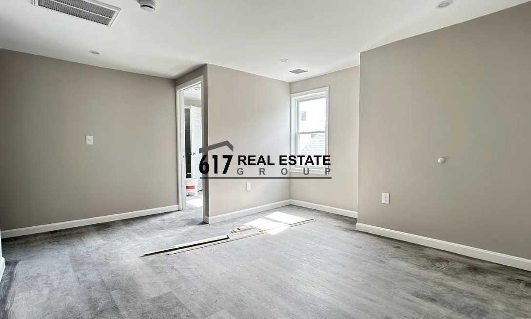 16 Long Ave #3 - Photo 5 of 10