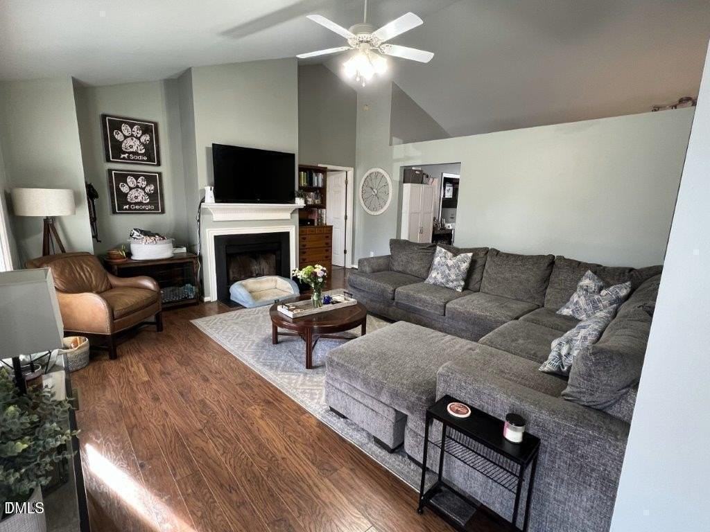 712 Matney Ln - Photo 6 of 19