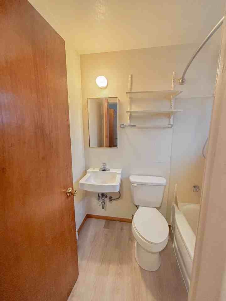3035 64th Ave Sw #7 - Photo 3 of 8