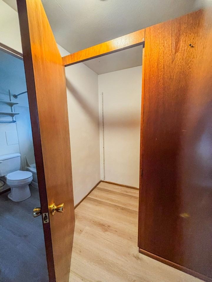 3035 64th Ave Sw #7 - Photo 5 of 8