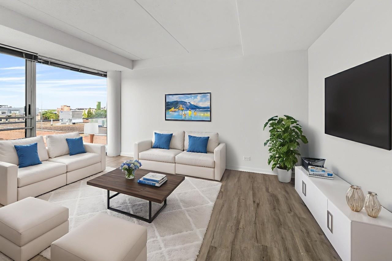 1770 1st St #502 - Photo 2 of 4