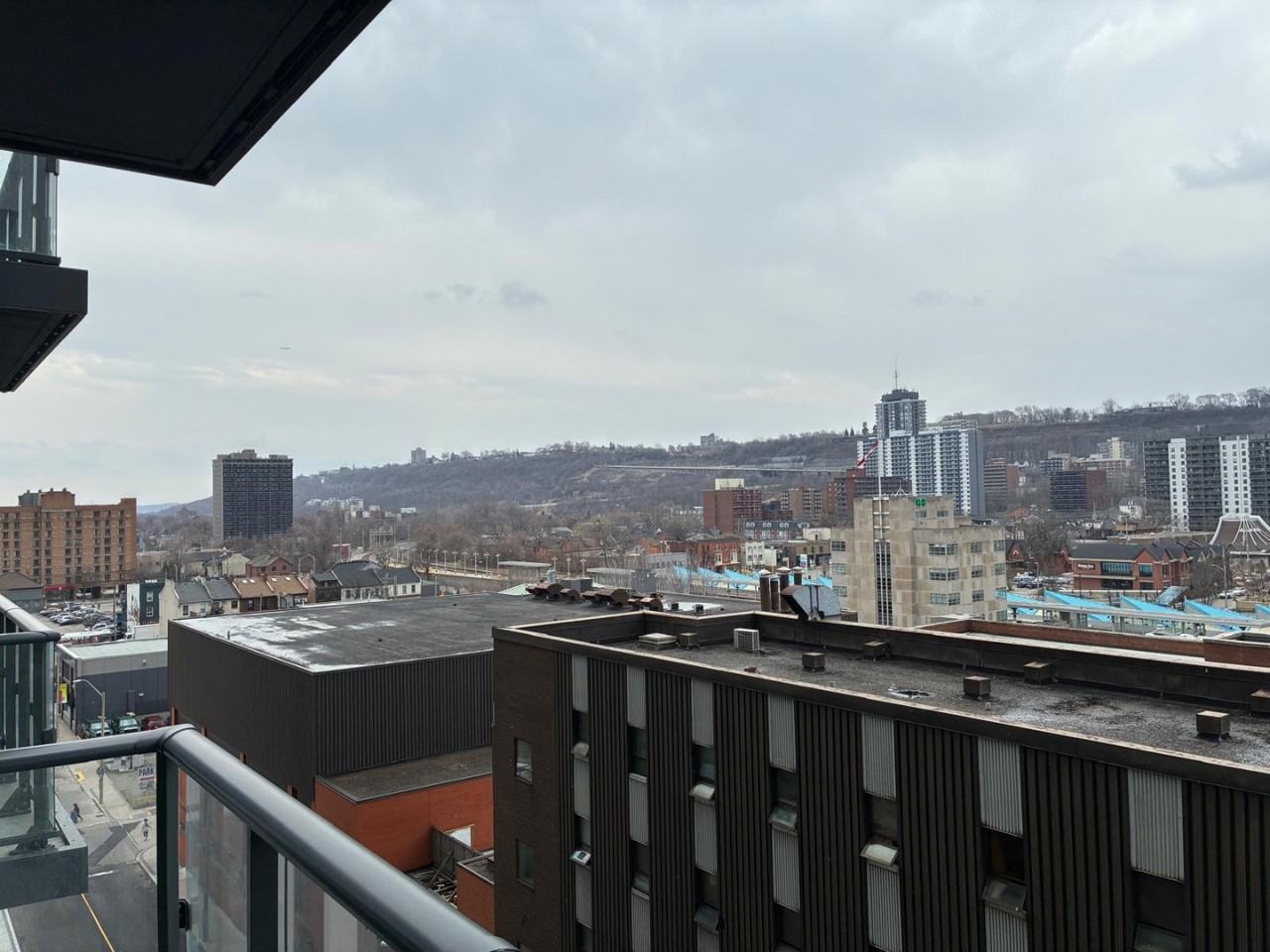 75 James St S #824 - Photo 2 of 14