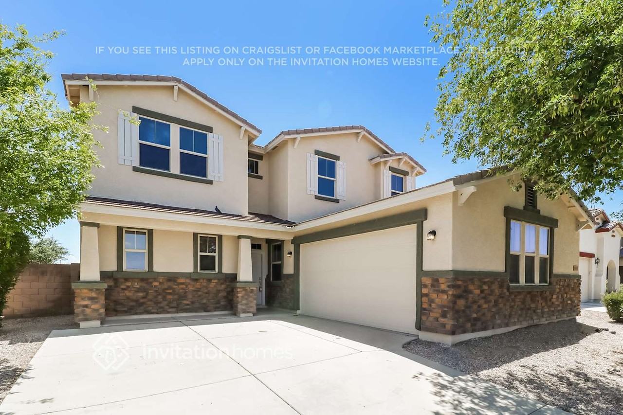 17601 W Lilac St - Photo 2 of 16