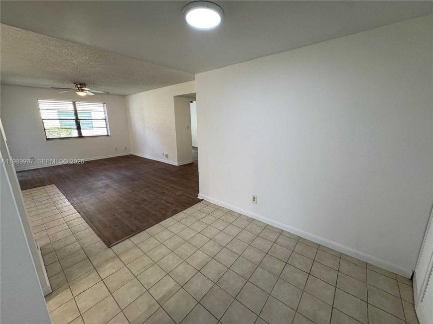 8444 Shadow Ct - Photo 2 of 10