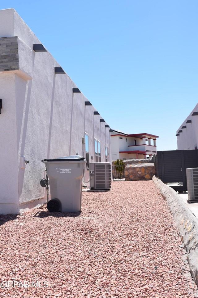 304 Playa Tronones Ave - Photo 2 of 39