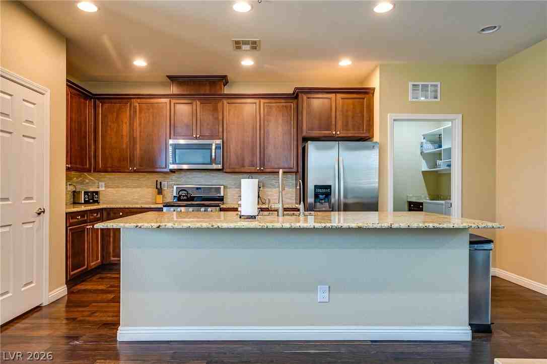 12265 Argent Bay Ave - Photo 7 of 16