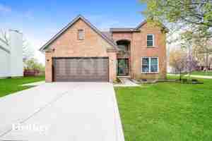 featured image of 3656 Lake Albert Way
