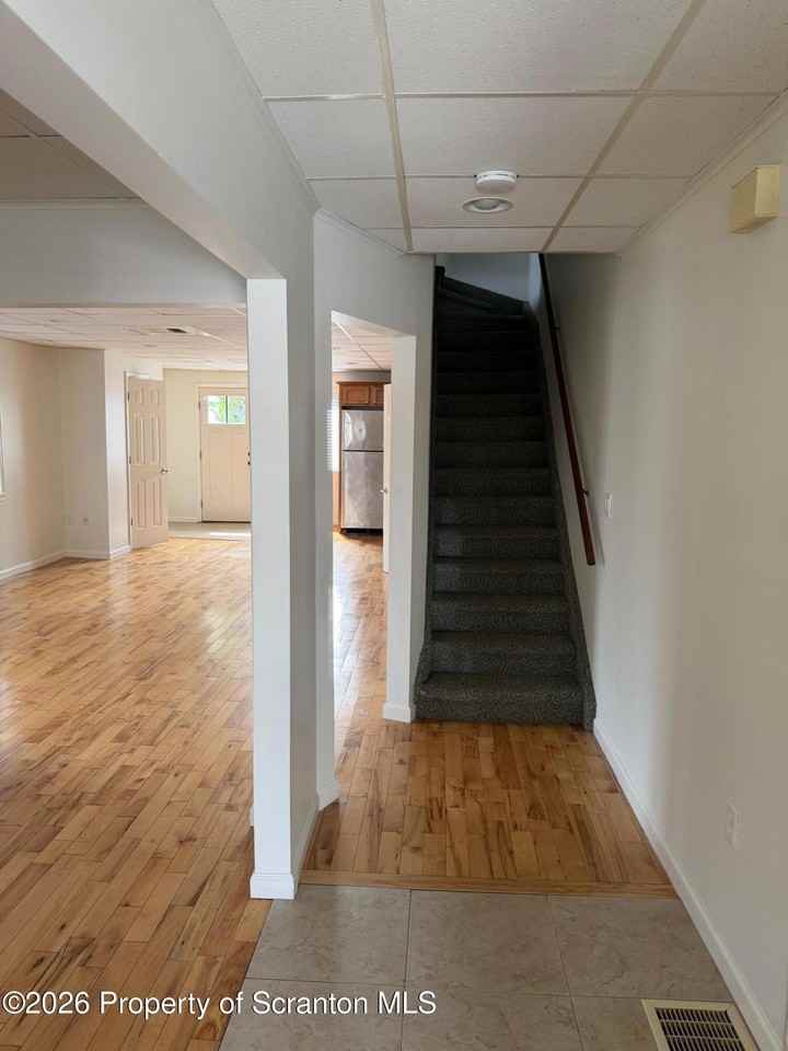 442 Larch St - Photo 3 of 16