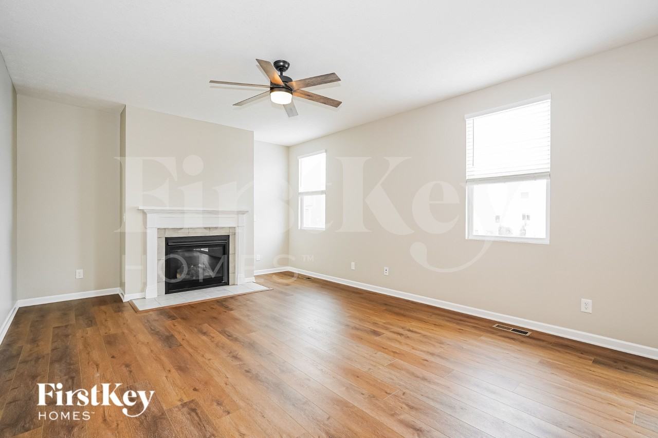 6394 Sea Level Dr - Photo 2 of 19