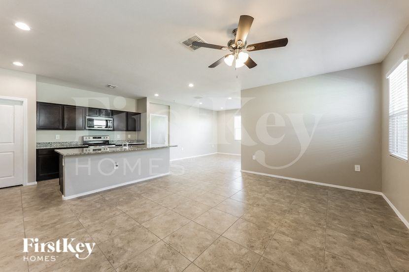 18442 W Faye Way - Photo 3 of 16