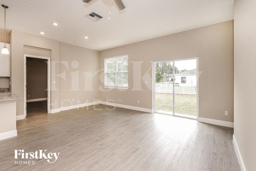 674 Tobias St Se - Photo 4 of 16