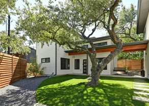 407 S Park Dr - Photo 1 of 1