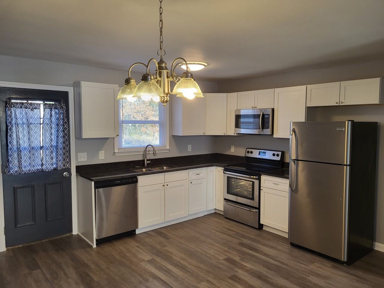 1529 Old Lascassas Rd - Photo 2 of 14