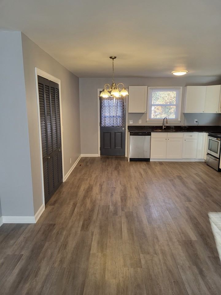 1529 Old Lascassas Rd - Photo 3 of 14