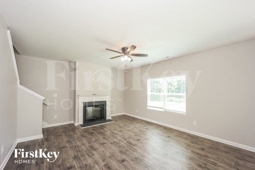 59 Hill Top Cir - Photo 4 of 15