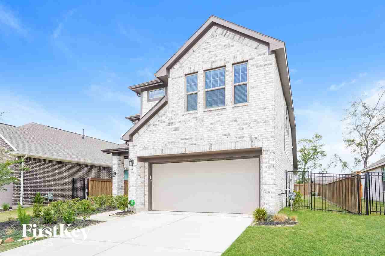 27005 Sofia Forest Dr - Photo 2 of 15