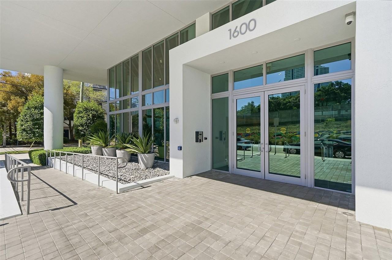 1600 Sw 1st Ave - Photo 2 of 50