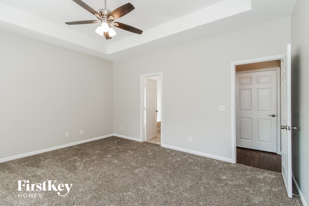 1003 Ronald Rd - Photo 7 of 14