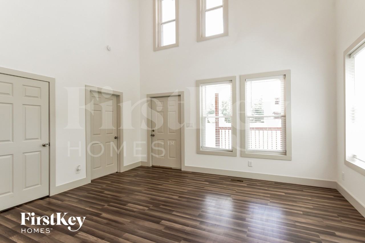 81 May St - Photo 4 of 15