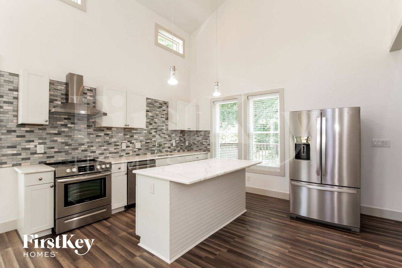 81 May St - Photo 7 of 15