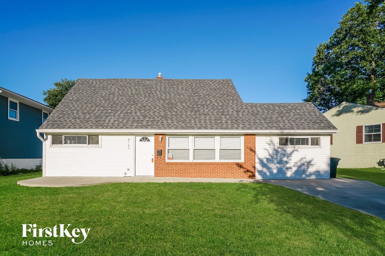 3970 Jerome Ct - Photo 2 of 15