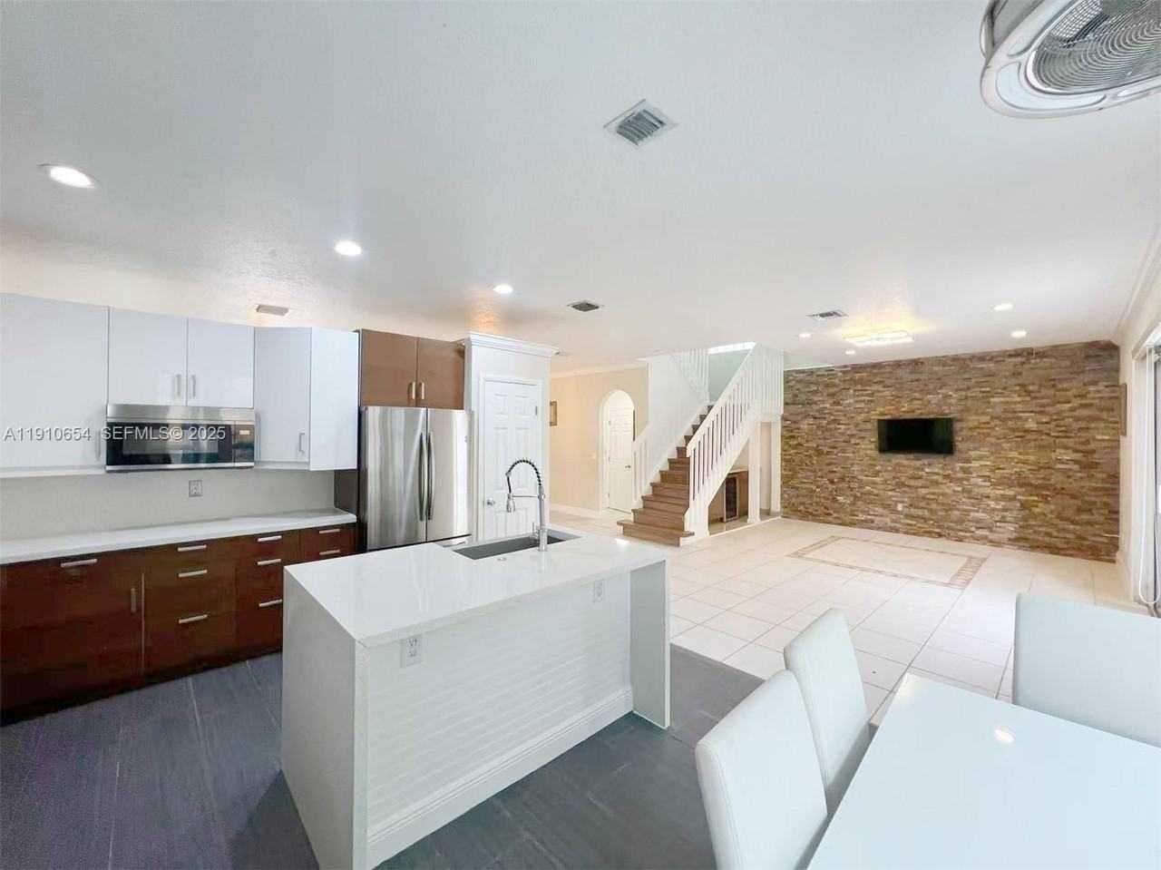 15868 Northwest 4th Street #15868 - Photo 3 of 25