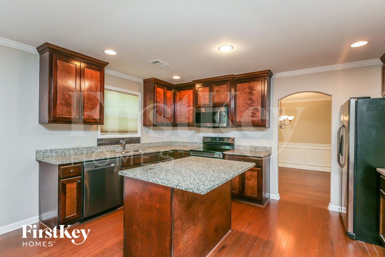 254 Cypress Pl - Photo 6 of 15