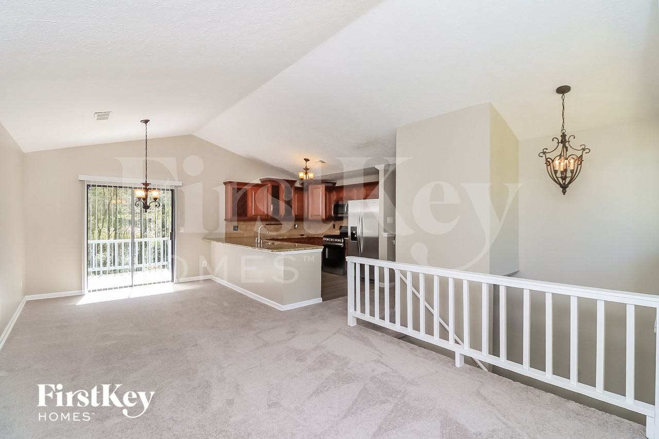 4676 Tara Creek Trl - Photo 4 of 15
