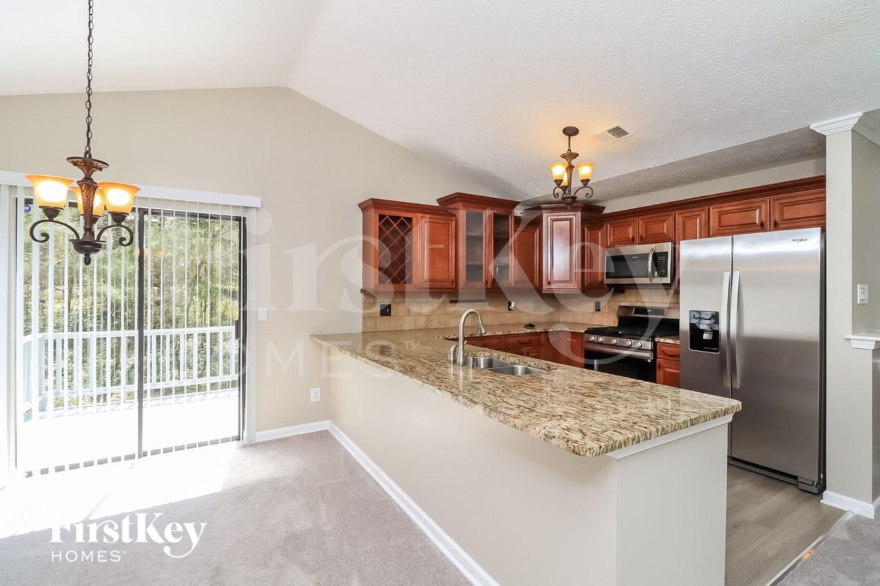 4676 Tara Creek Trl - Photo 6 of 15