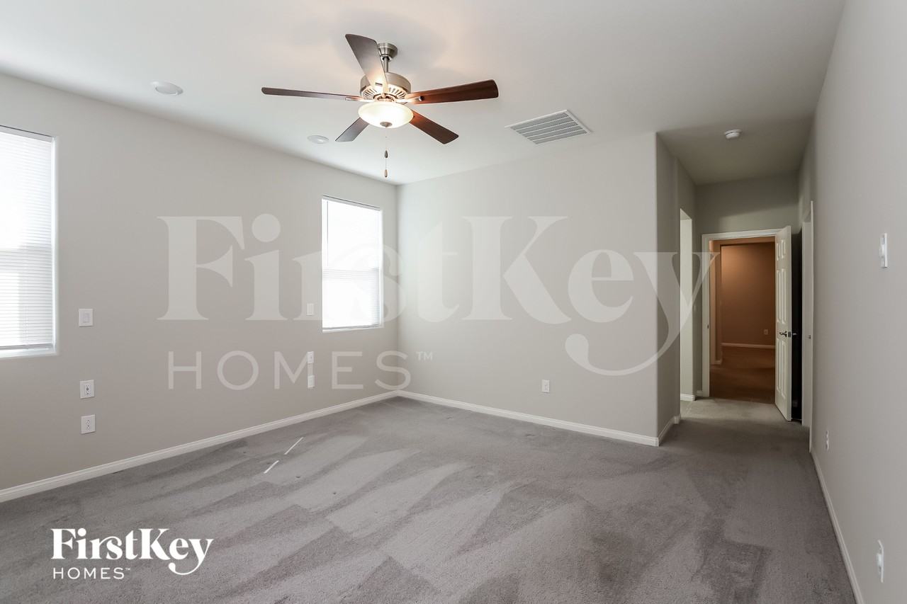 4218 Klarissa Ave - Photo 7 of 15