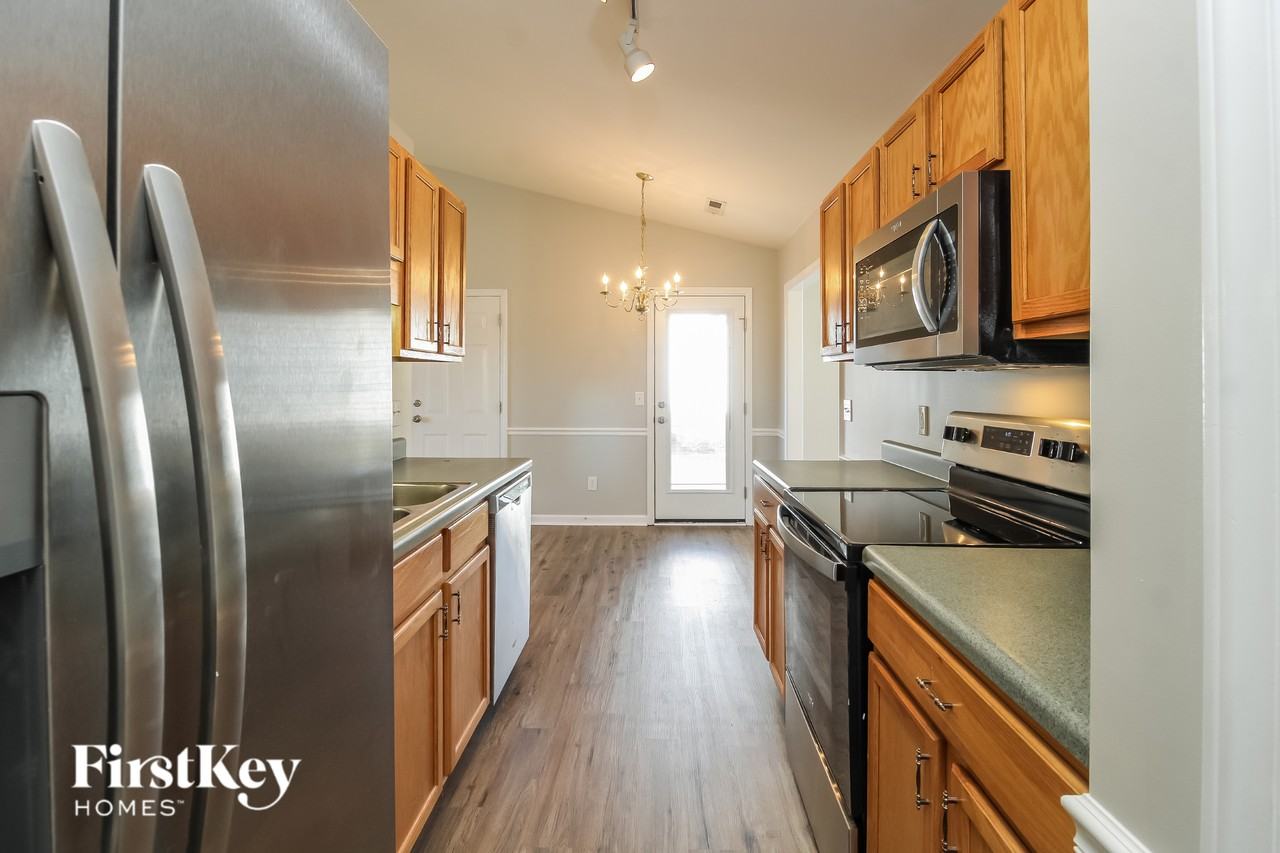 109 Wynbrook Ct - Photo 7 of 15