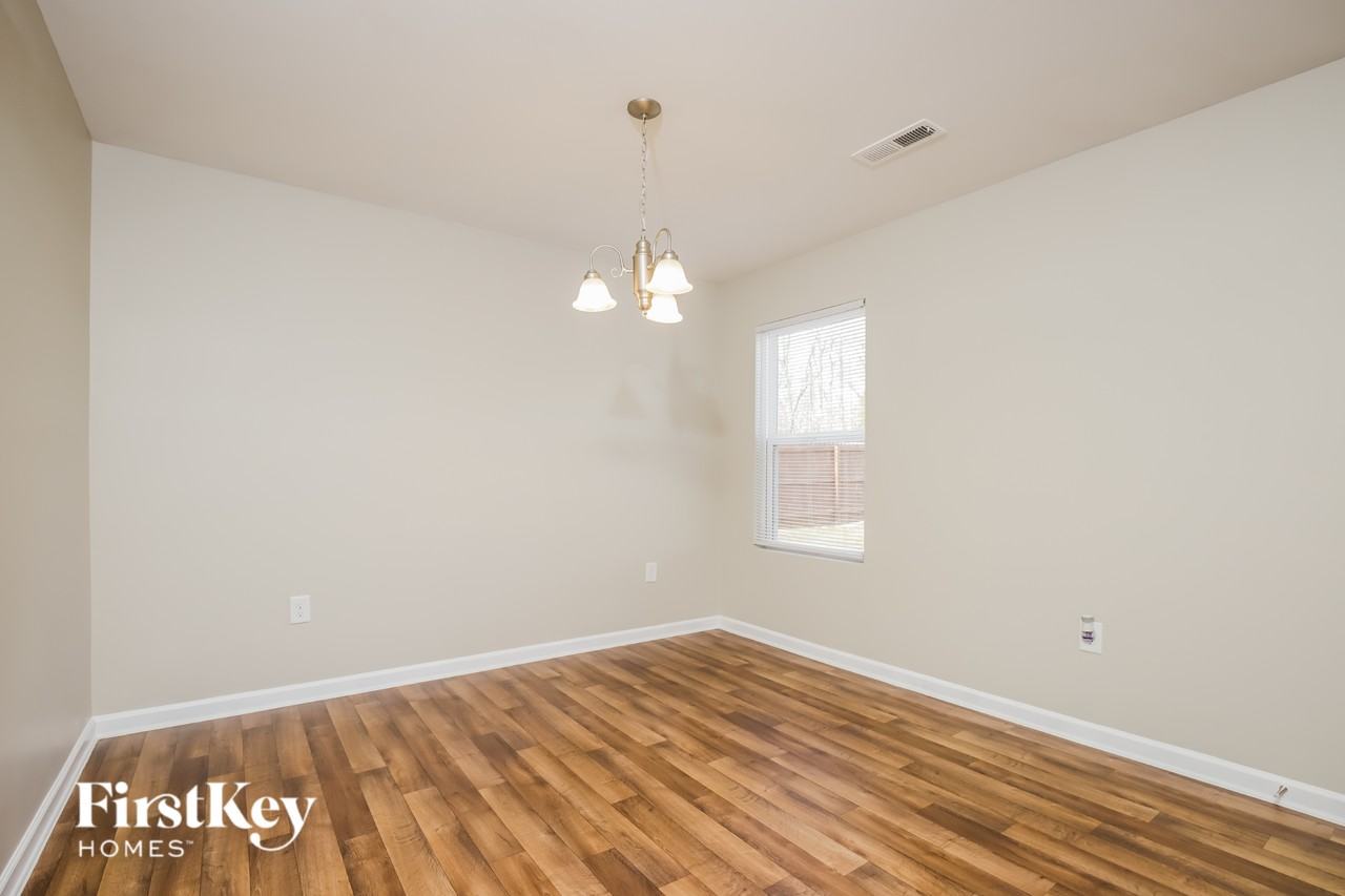 178 Creekstone Ct - Photo 4 of 15