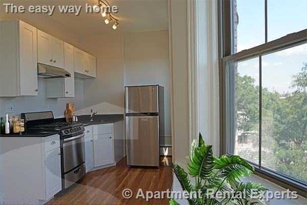 102 Willow St #4 - Photo 2 of 6