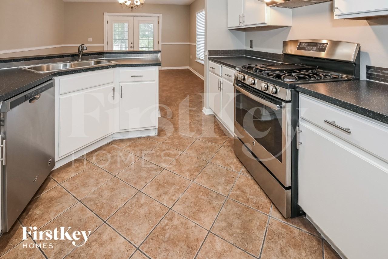 3488 Hickory Landing Ct - Photo 7 of 15