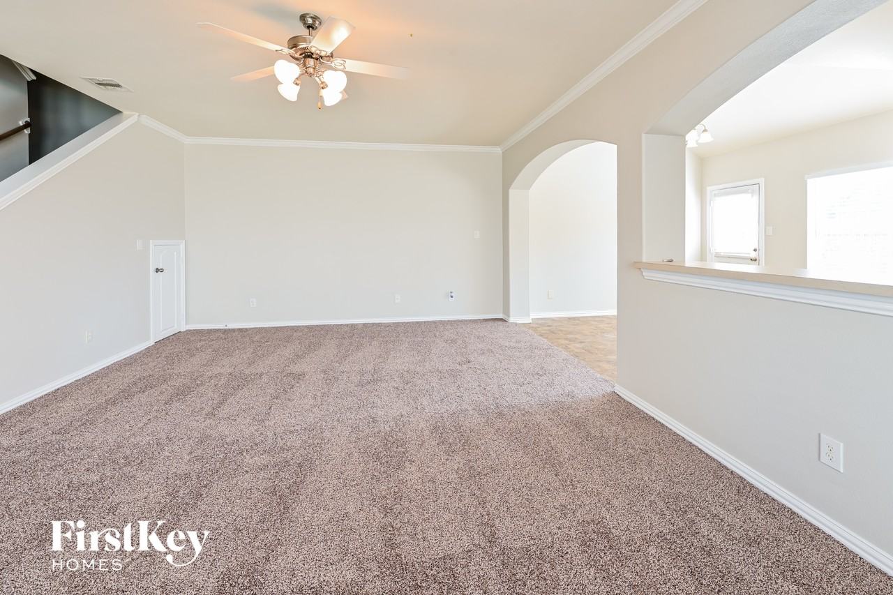 5113 Caldera Ct - Photo 2 of 15