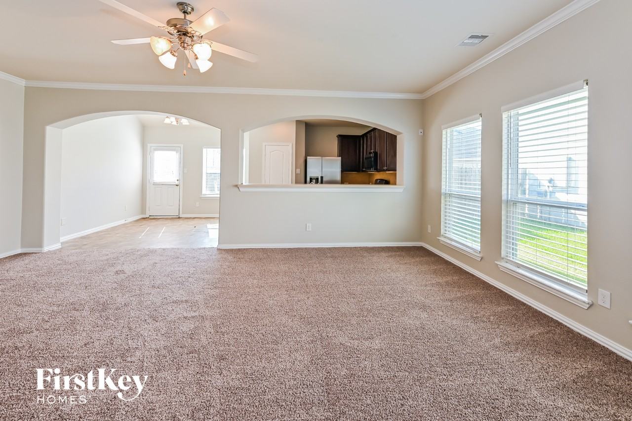 5113 Caldera Ct - Photo 3 of 15