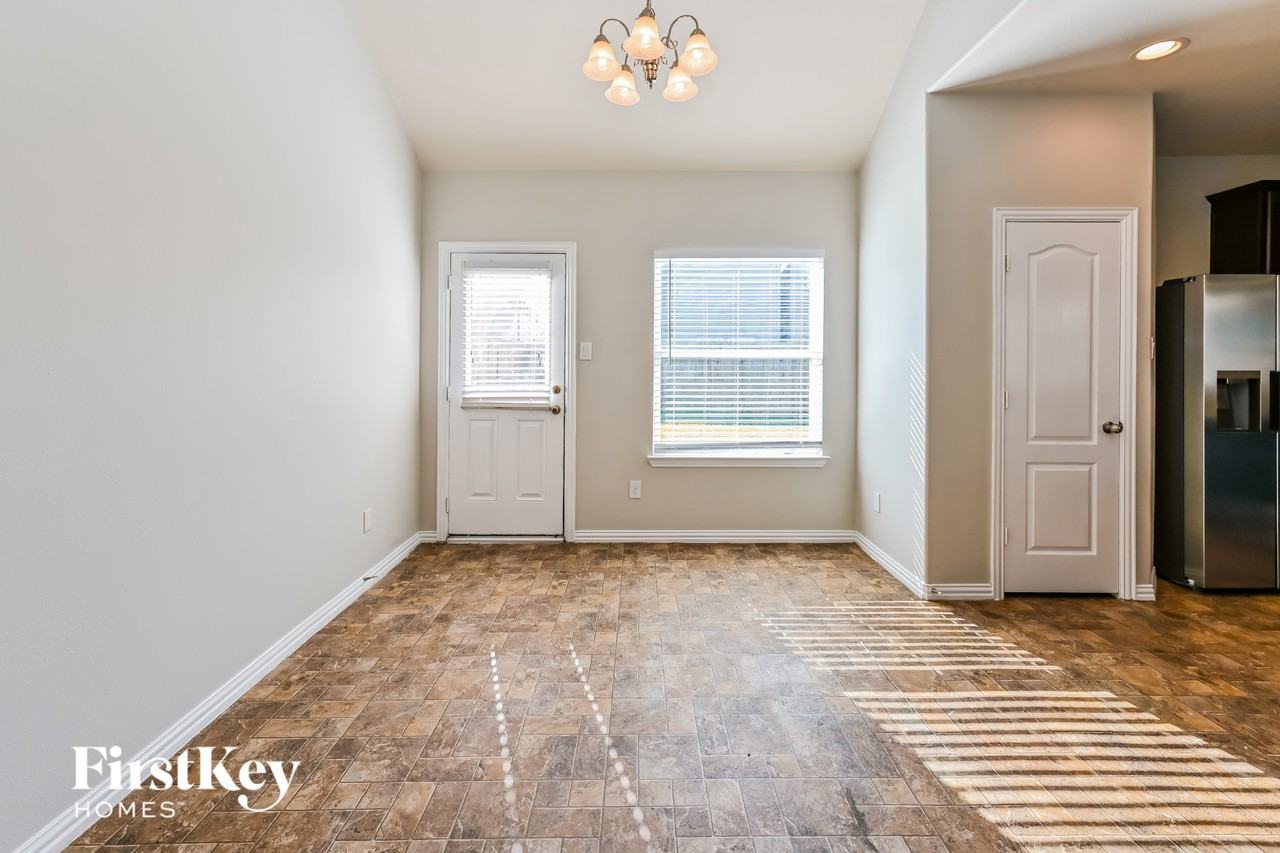 5113 Caldera Ct - Photo 5 of 15