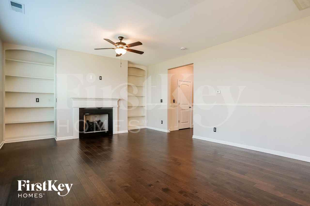 78 W Lumber Ct - Photo 2 of 19